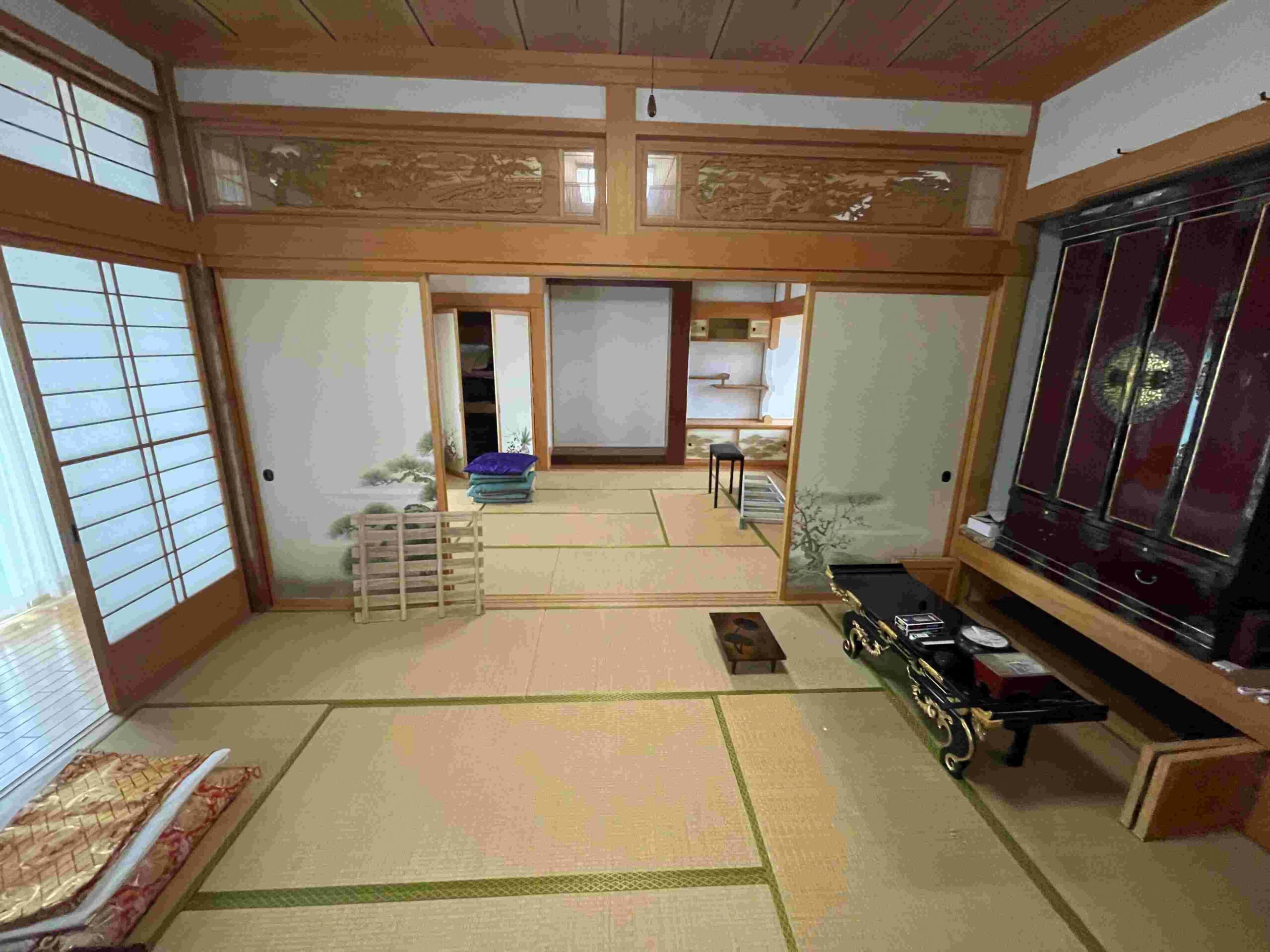 2000s wood house on a large plot in Kitakami
