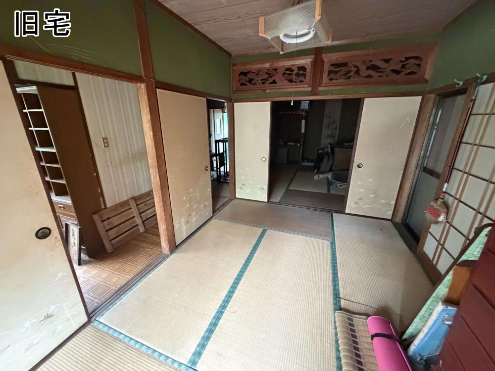 1970s wood house with outbuildings in Kanoya, Kagoshima