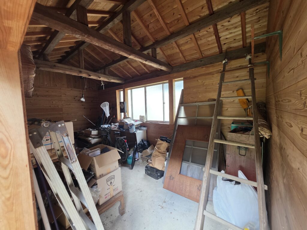 1960s wood house near the coast in Tango, Kyotango