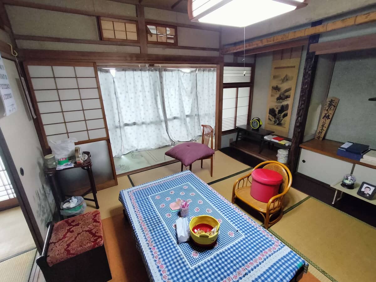 1970s wood house, 18-min walk to station, Hiroshima
