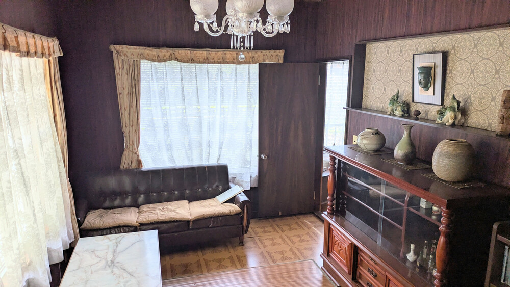 Wood house, 12-min walk to station, Toyama