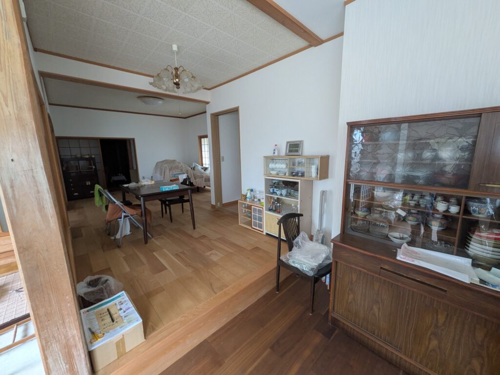 1950s wood house with storehouses in Nara