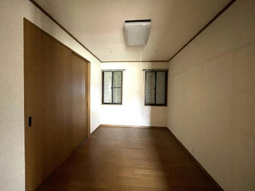 House for Sale 160 (North Division Zone 1)