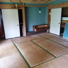 1920s wood house on a large plot in Mie