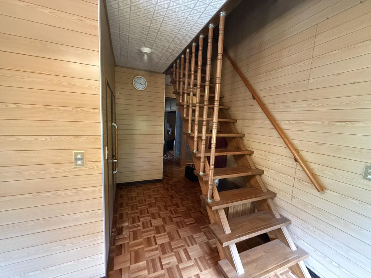 1990s wood house near the coast in Miyazu, Kyoto