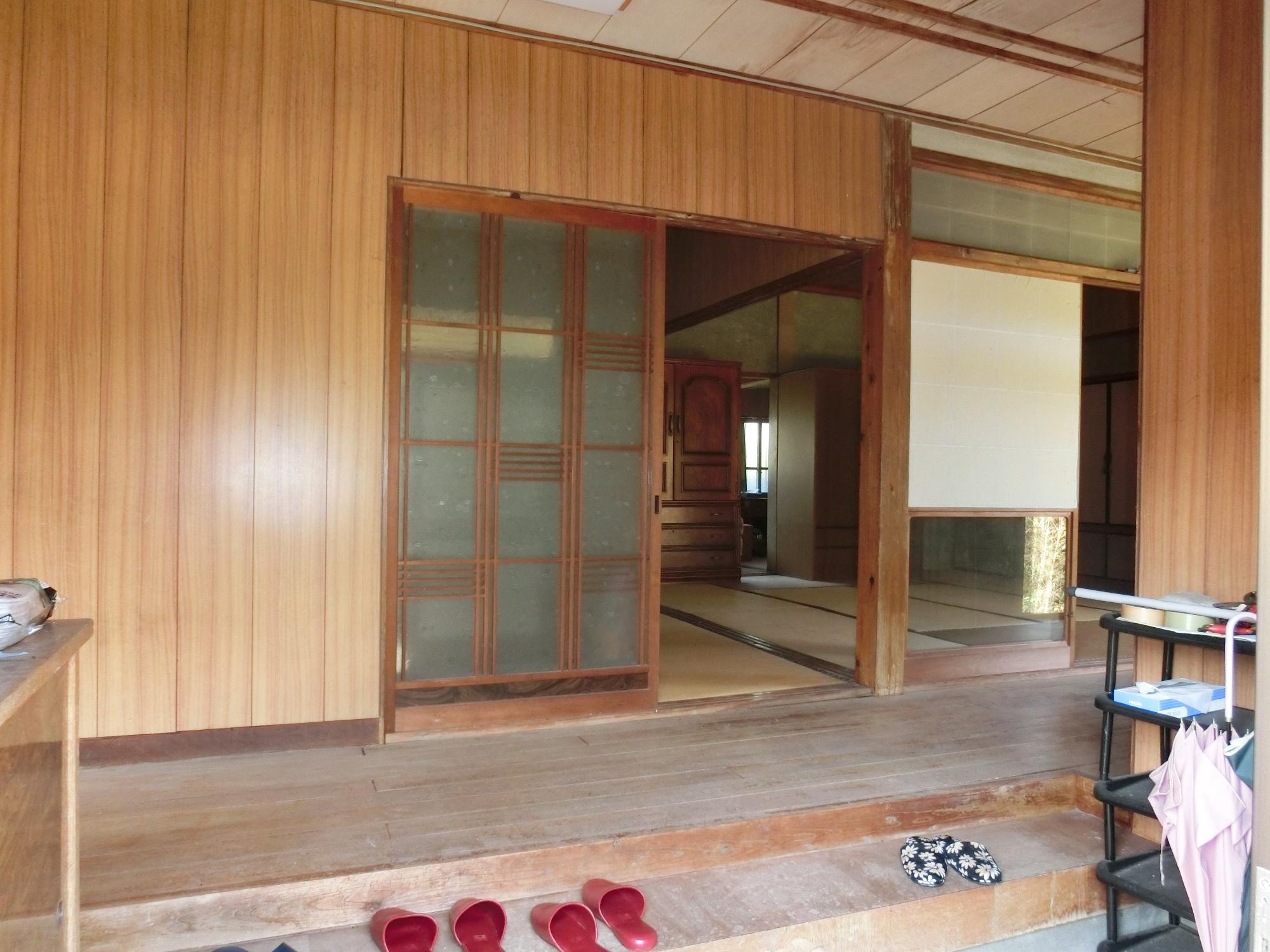 1960s wood house in Fukuoka