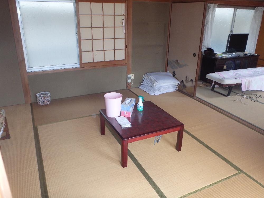 1970s concrete house in Kagawa