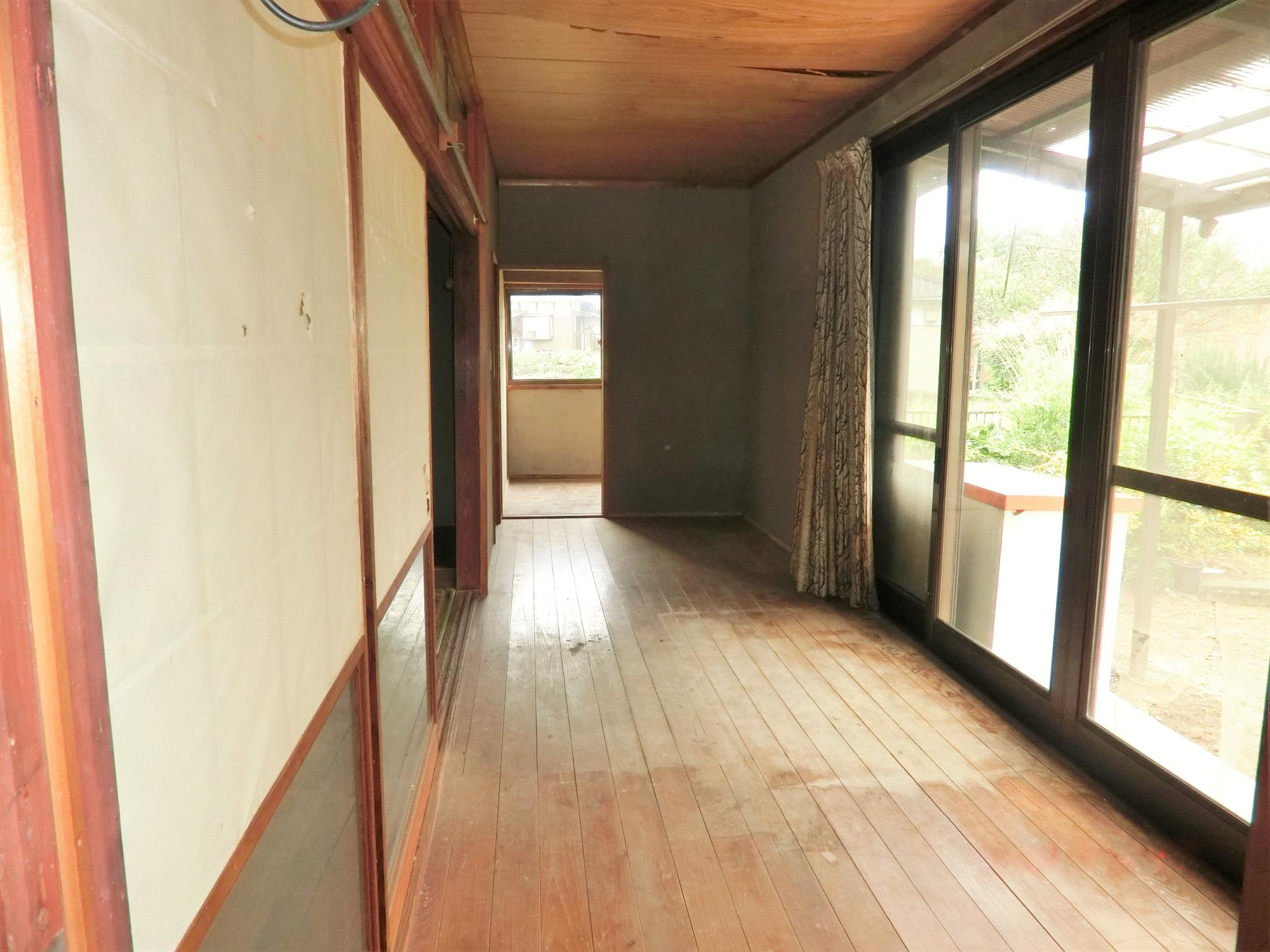 1920s wood house with storehouses in Fukuoka