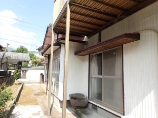 1970s wood house in Tsukumi