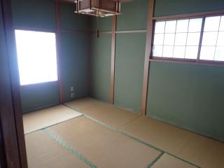 1980s wood house in Oita