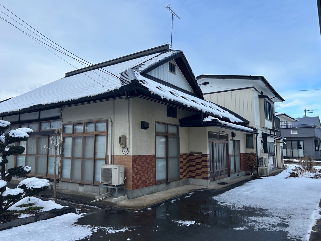 Wood house in Iwate