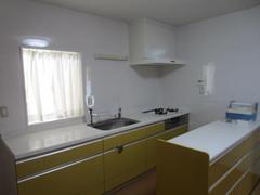 1990s wood house, 10-min walk to station, Shizuoka