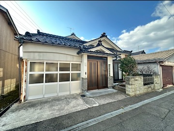 1970s house, 9-min walk to station, Akita