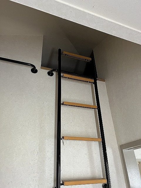 1990s steel-frame house in Gifu