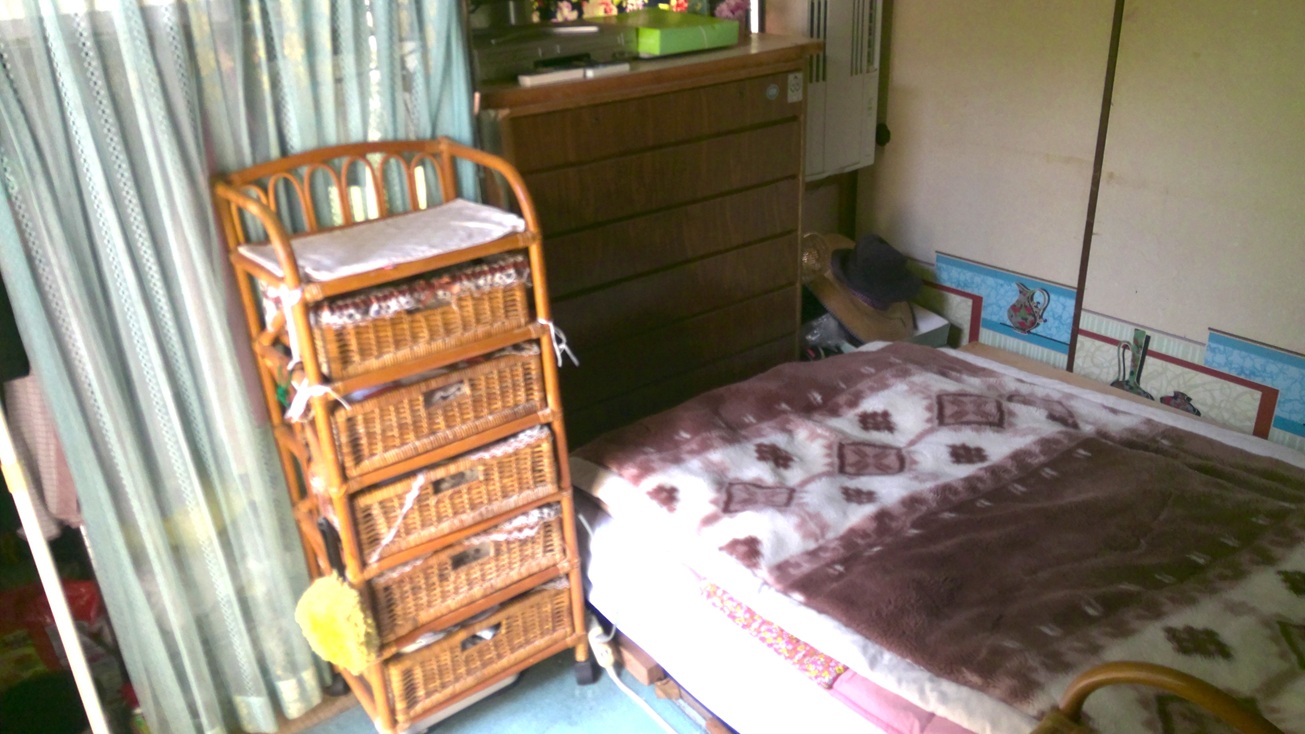 1970s wood house on a large plot in Koyama, Kimotsuki