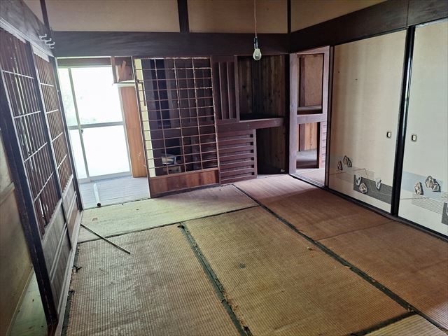 1910s wood house, 14-min walk to station, Yamaguchi