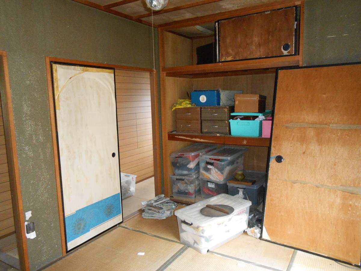 1970s steel-frame house in Yosano