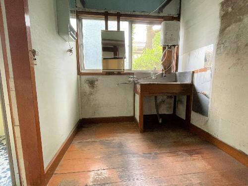 Property 114 (Kamiho Ward)