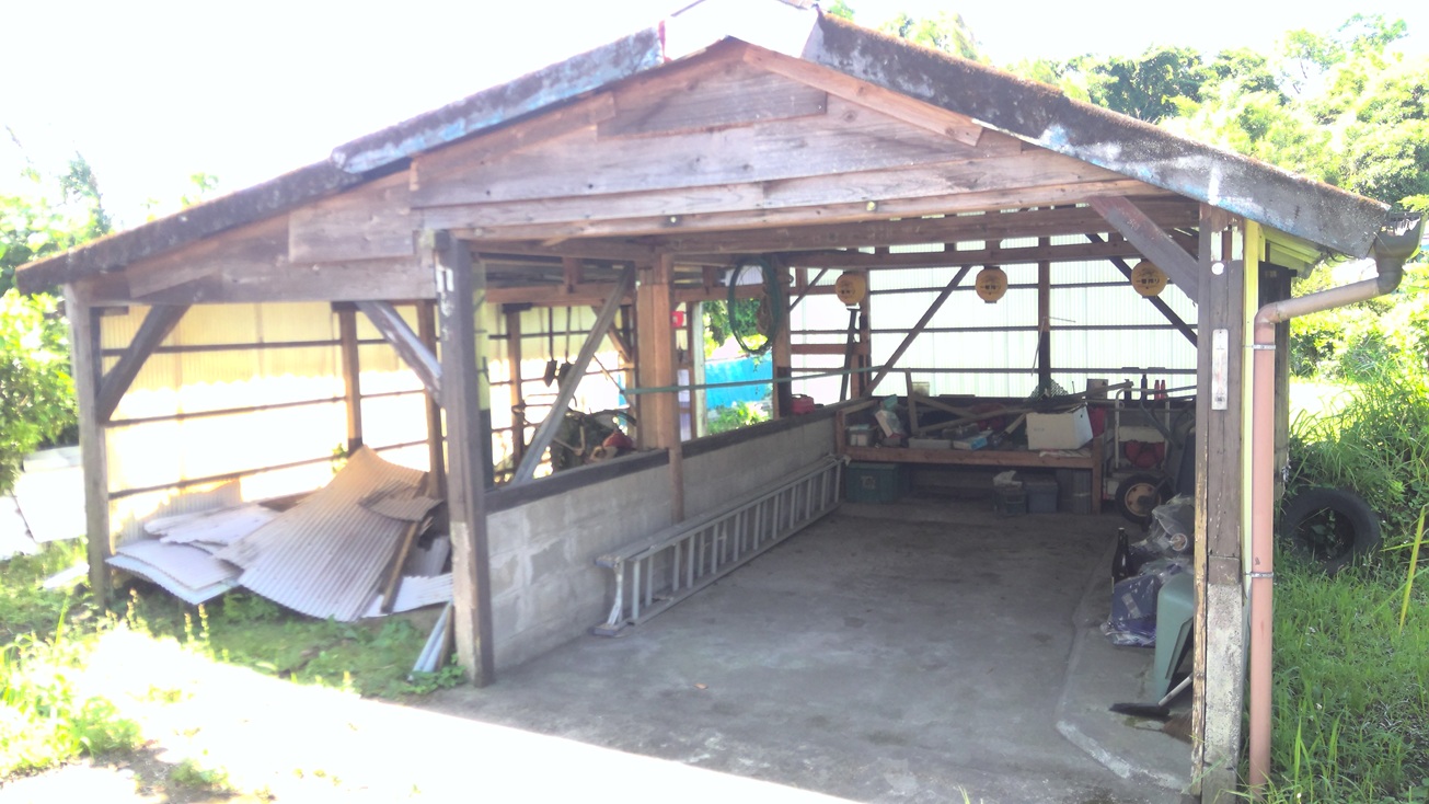 1970s wood house in Koyama, Kimotsuki, farmland, approval needed