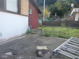 1980s concrete house, 15-min walk to station, Oita