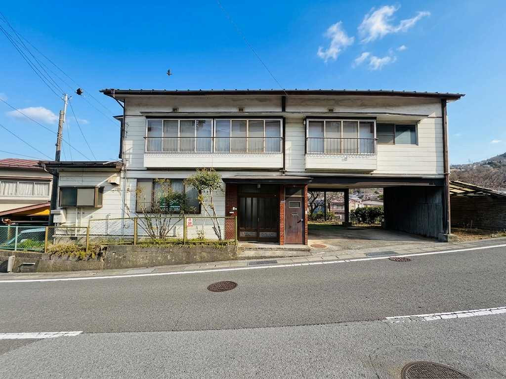 1970s wood house, 11-min walk to station, Nagano