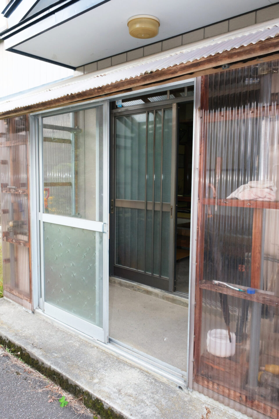 1990s wood house on a large plot in Yamagata