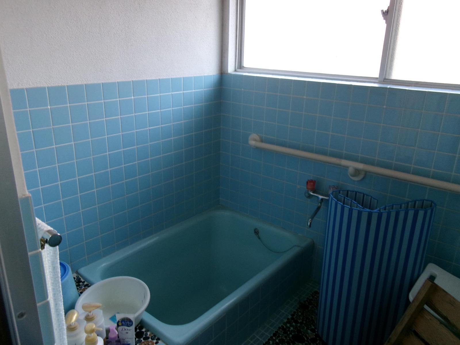 1970s wood house on a large plot in Hyogo