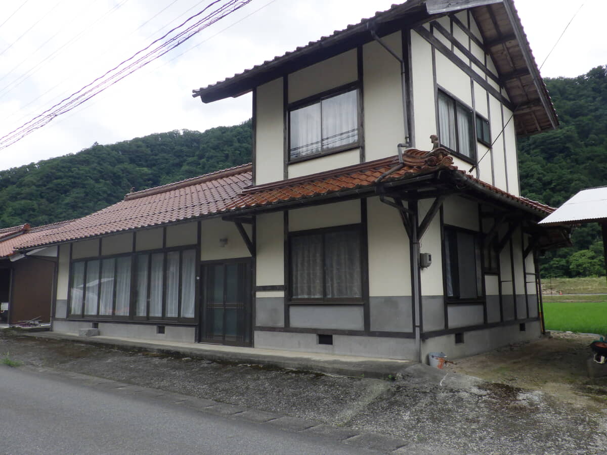 1980s wood house in Hiroshima
