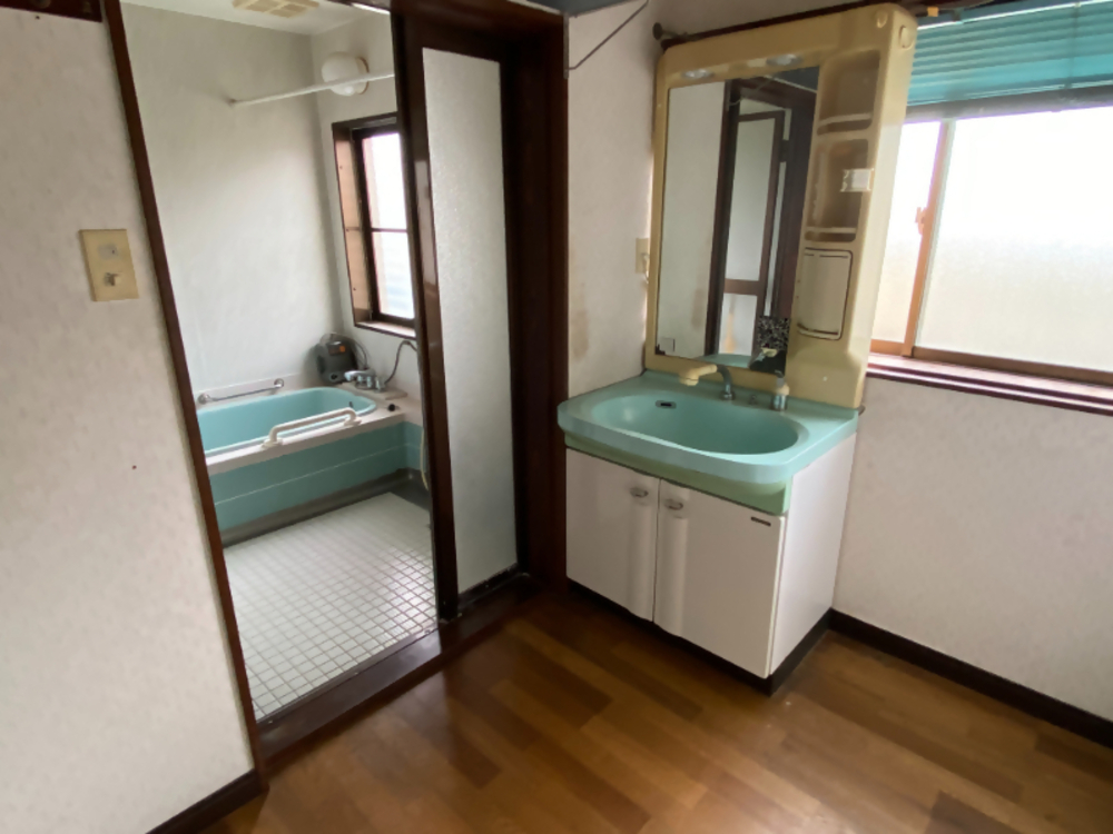 1990s wood house in Toyama