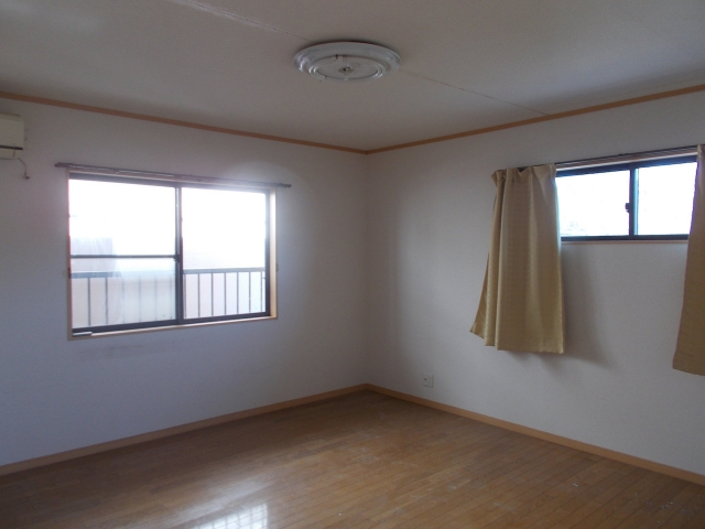 2000s wood house in Hyogo