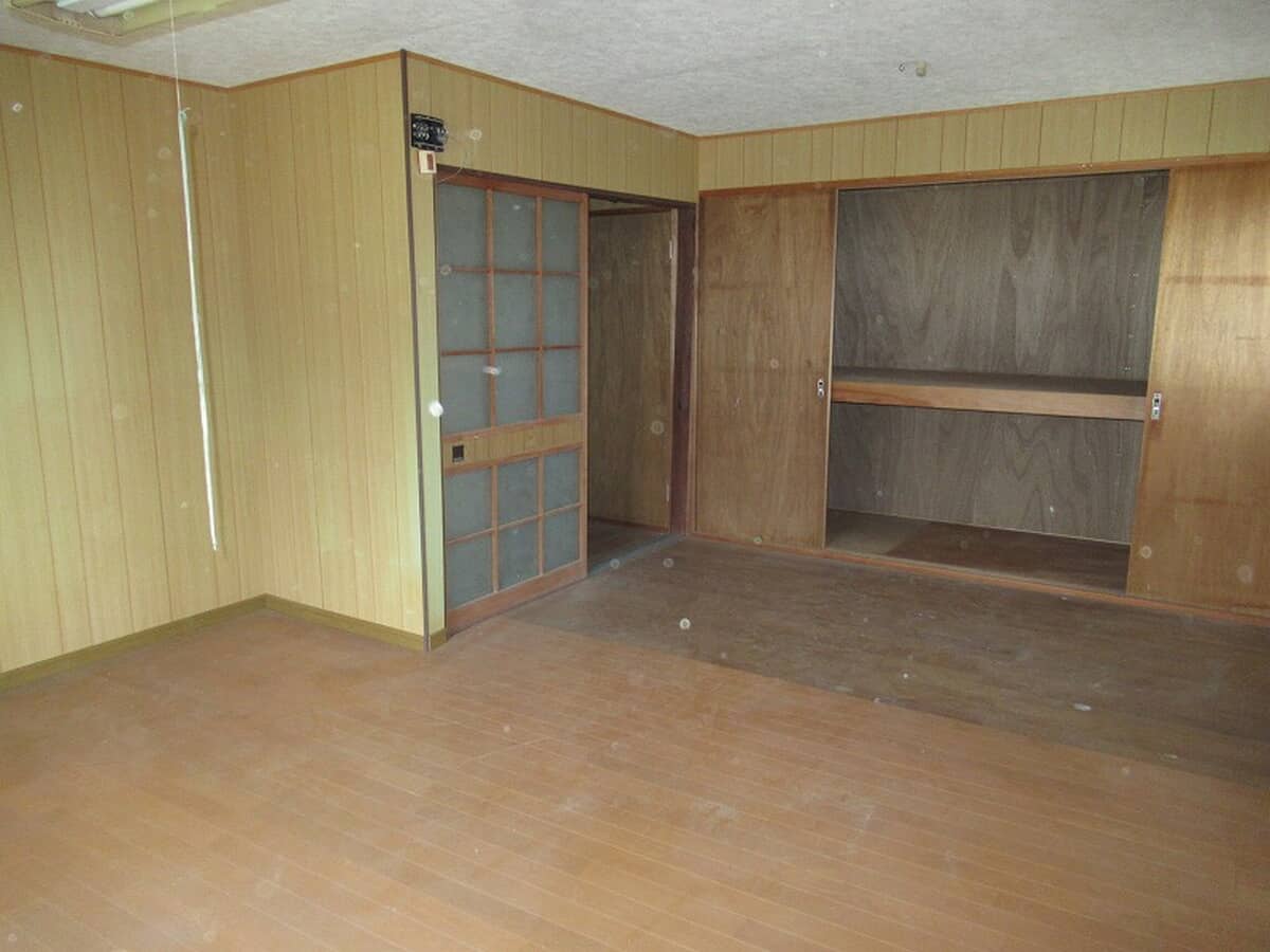 1970s wood house, 11-min walk to station, Hiroshima