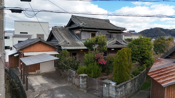 1980s wood house, 8-min walk to station, Wakayama