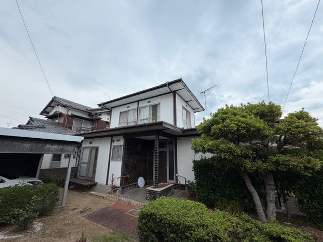 Wood house in Ehime
