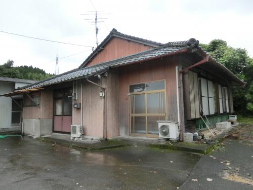 1940s wood house, 20-min walk to station, Kitakata, Yusui