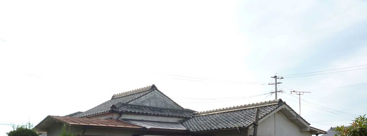 1950s wood house near the coast in Sumiyoshi, Ichikikushikino