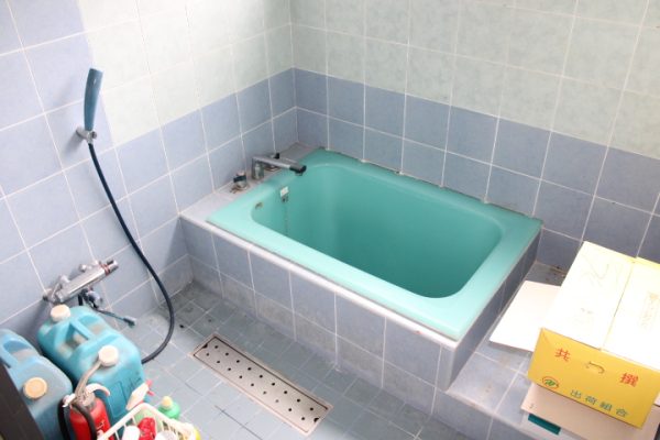1970s wood house, 17-min walk to station, Shimane