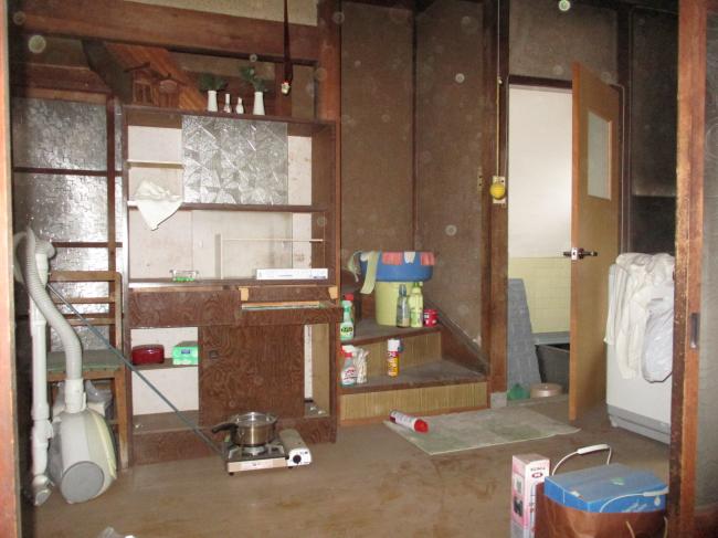 1980s wood house, 15-min walk to station, Okayama