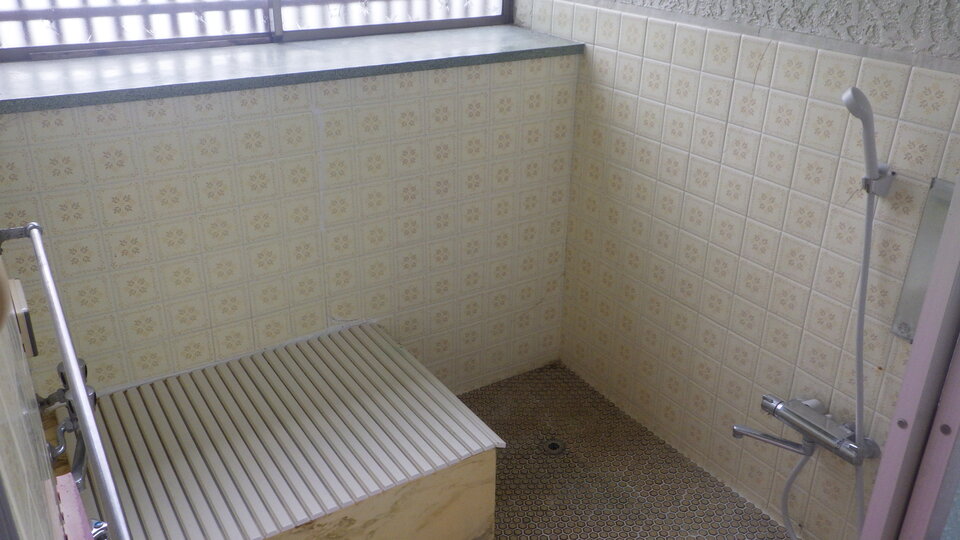 1980s wood house, 19-min walk to station, Yamagata