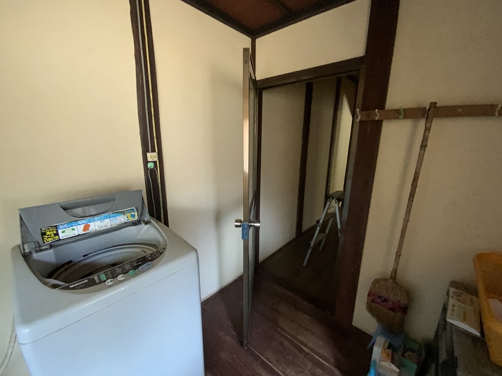 1950s wood house, 5-min walk to station, Yamaguchi