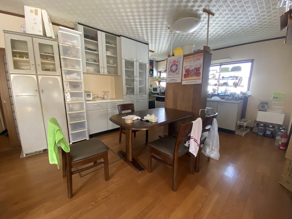 2000s wood house in Toyama