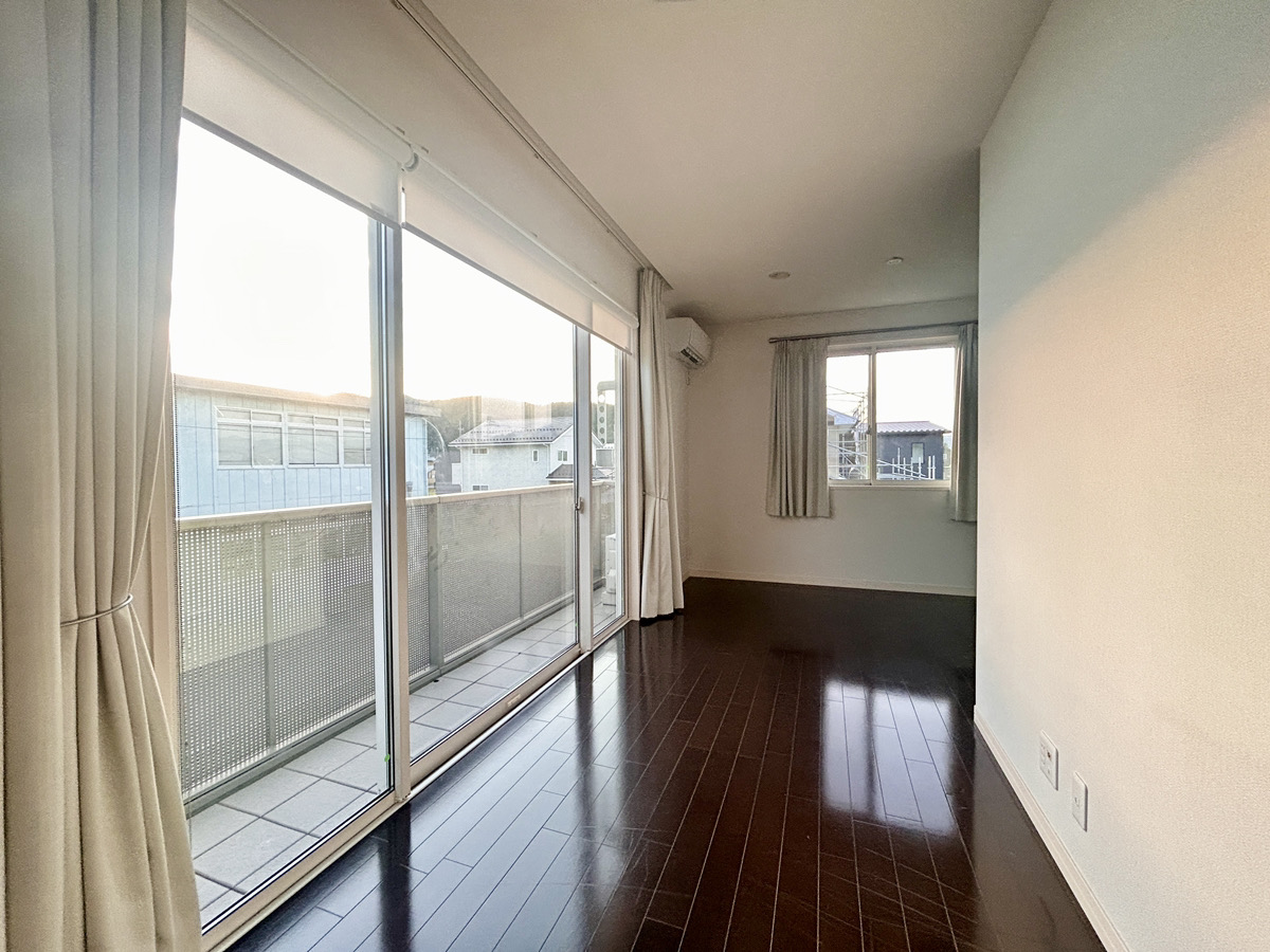 2000s steel-frame house, 17-min walk to station, Fukui
