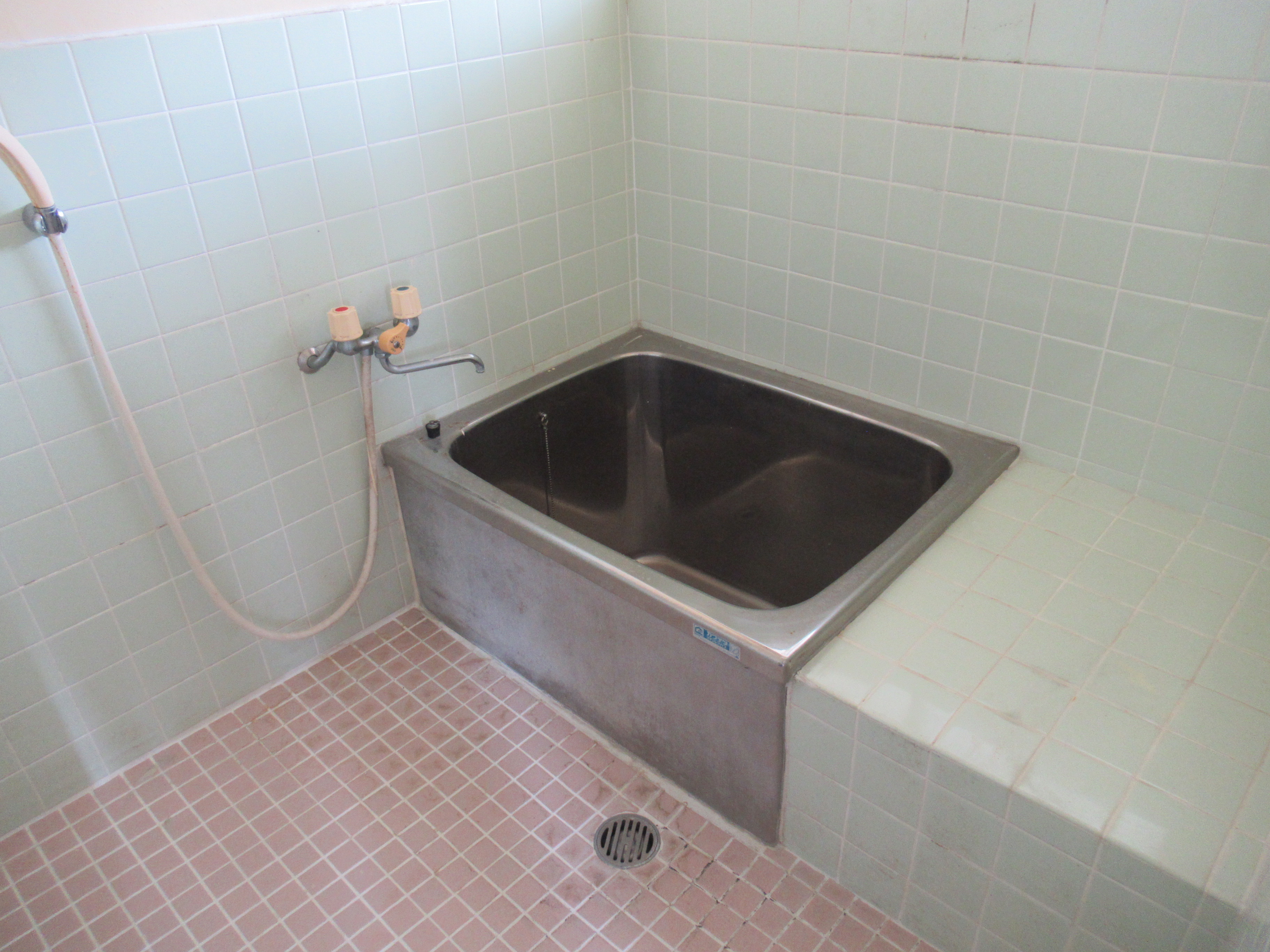 1990s wood house near the coast in Ichiki, Tarumizu