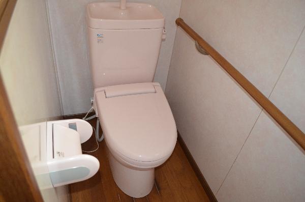 2000s wood house in Hyogo