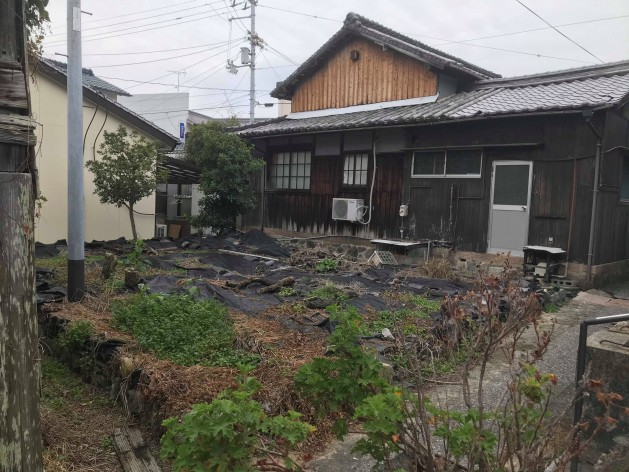 Wood house in Ehime