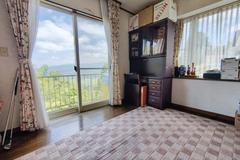 1990s wood house in Shizuoka