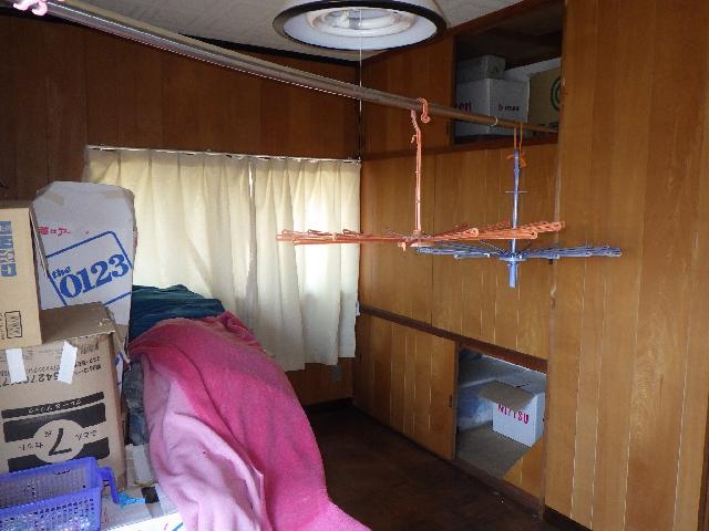 1970s wood house, 12-min walk to station, Nagasaki