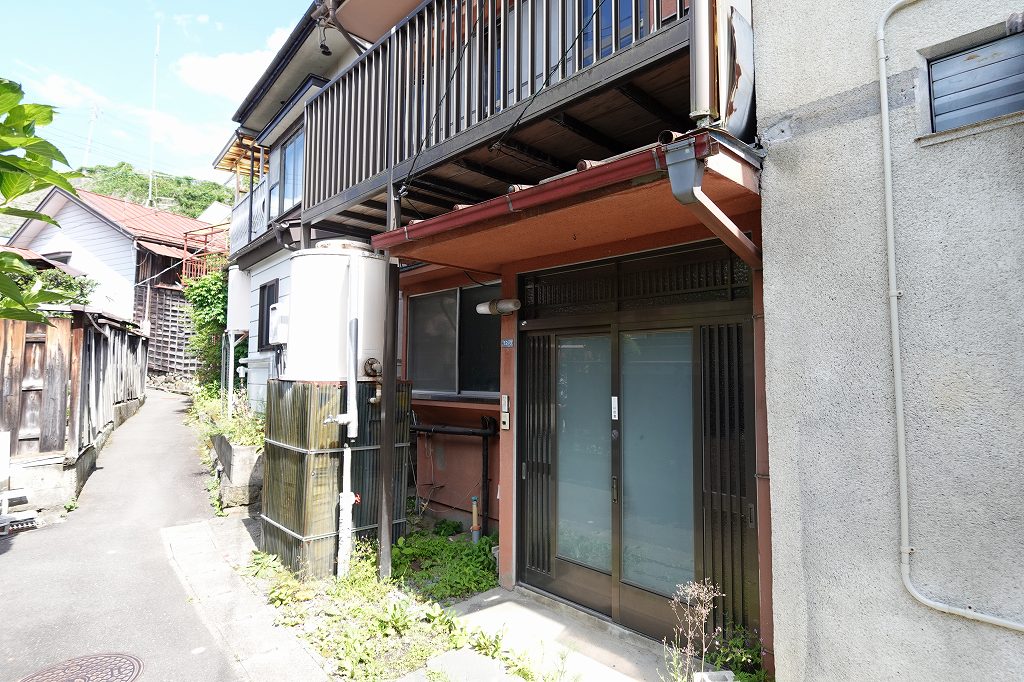 1960s wood house, 4-min walk to station, Nagano