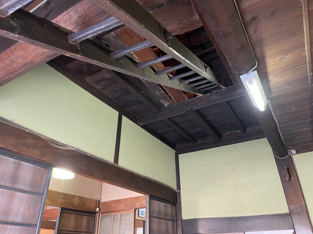 Wood house in Nara
