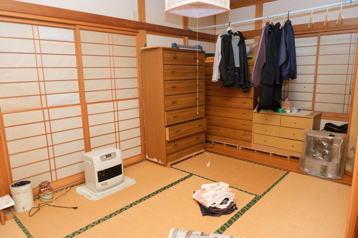 1990s wood house, 14-min walk to station, Yamagata