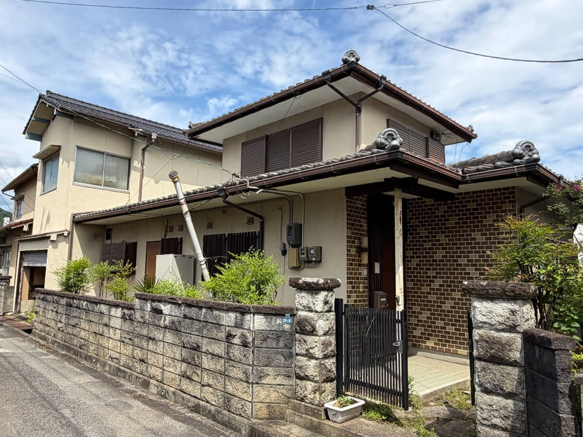 1970s wood house in Hiroshima